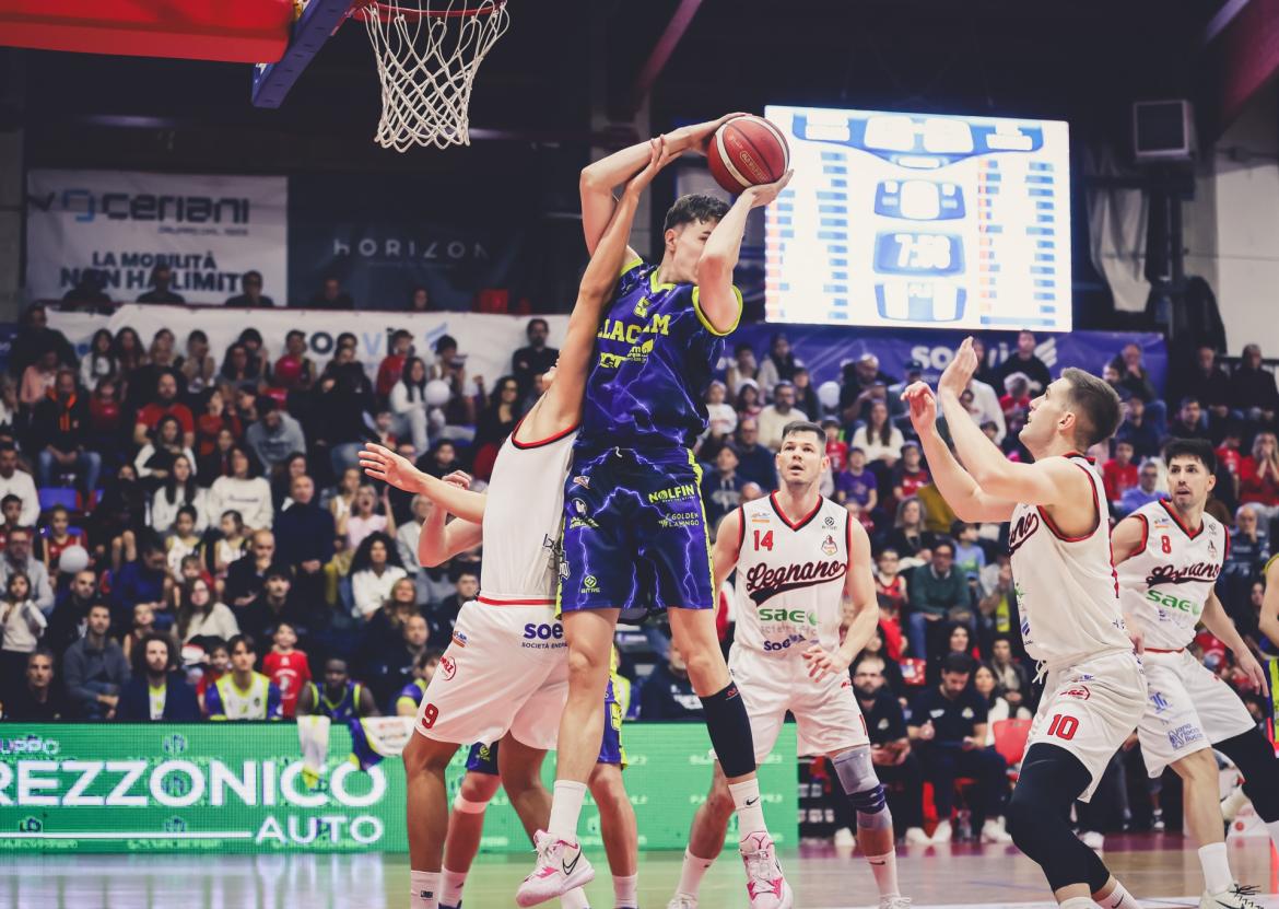 Basket, serie B, è successo davvero: la Elachem Vigevano sbanca Legnano (63-65)