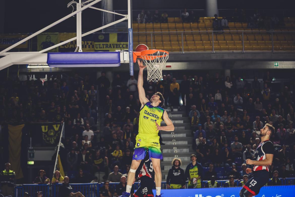 Basket, serie B, la serie della Elachem Vigevano si ferma a cinque vittorie: al palaElachem passa Lumezzane (76-85)