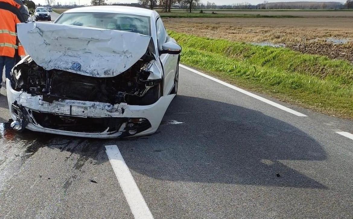 Scontro frontale tra Castello d’Agogna e Zeme: due feriti