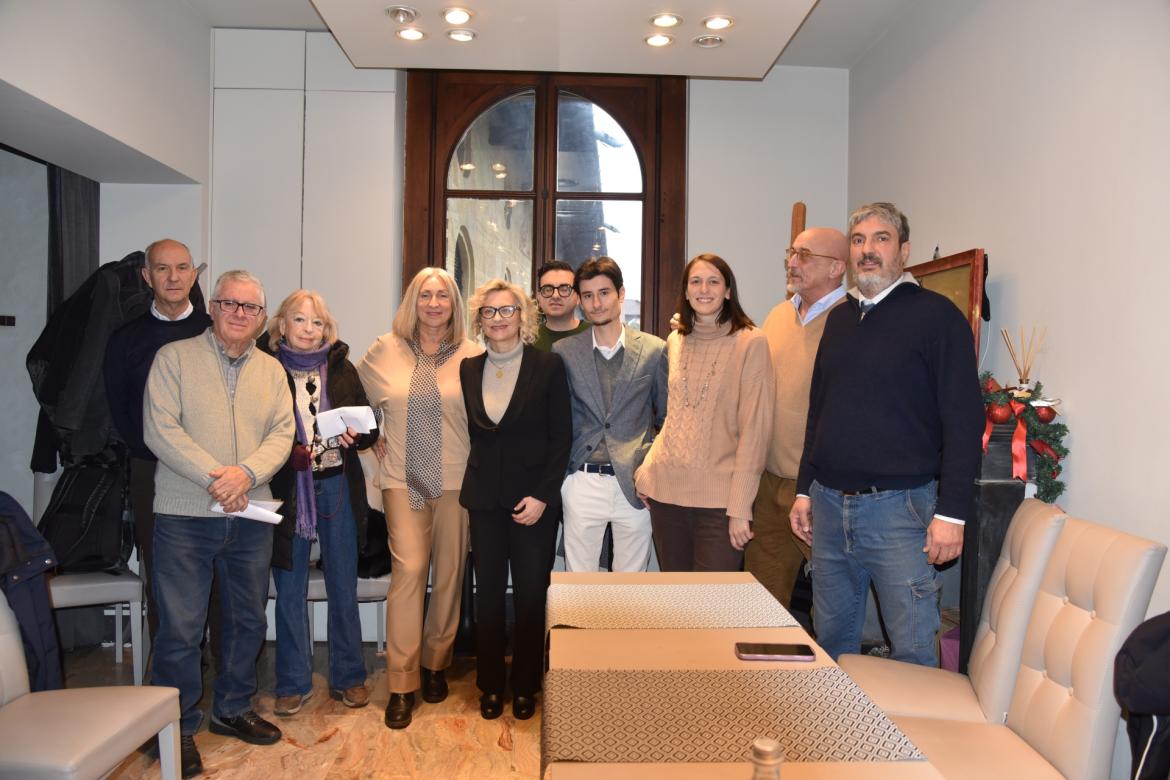 L'incoronazione di Rossella Buratti come aspirante sindaca del campo "extralarge" del centrosinistra