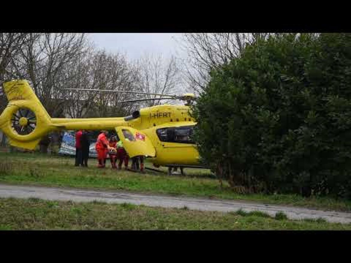 Vigevano, caduta da cavallo: 19enne trasportata in ospedale con l&rsquo;elisoccorso