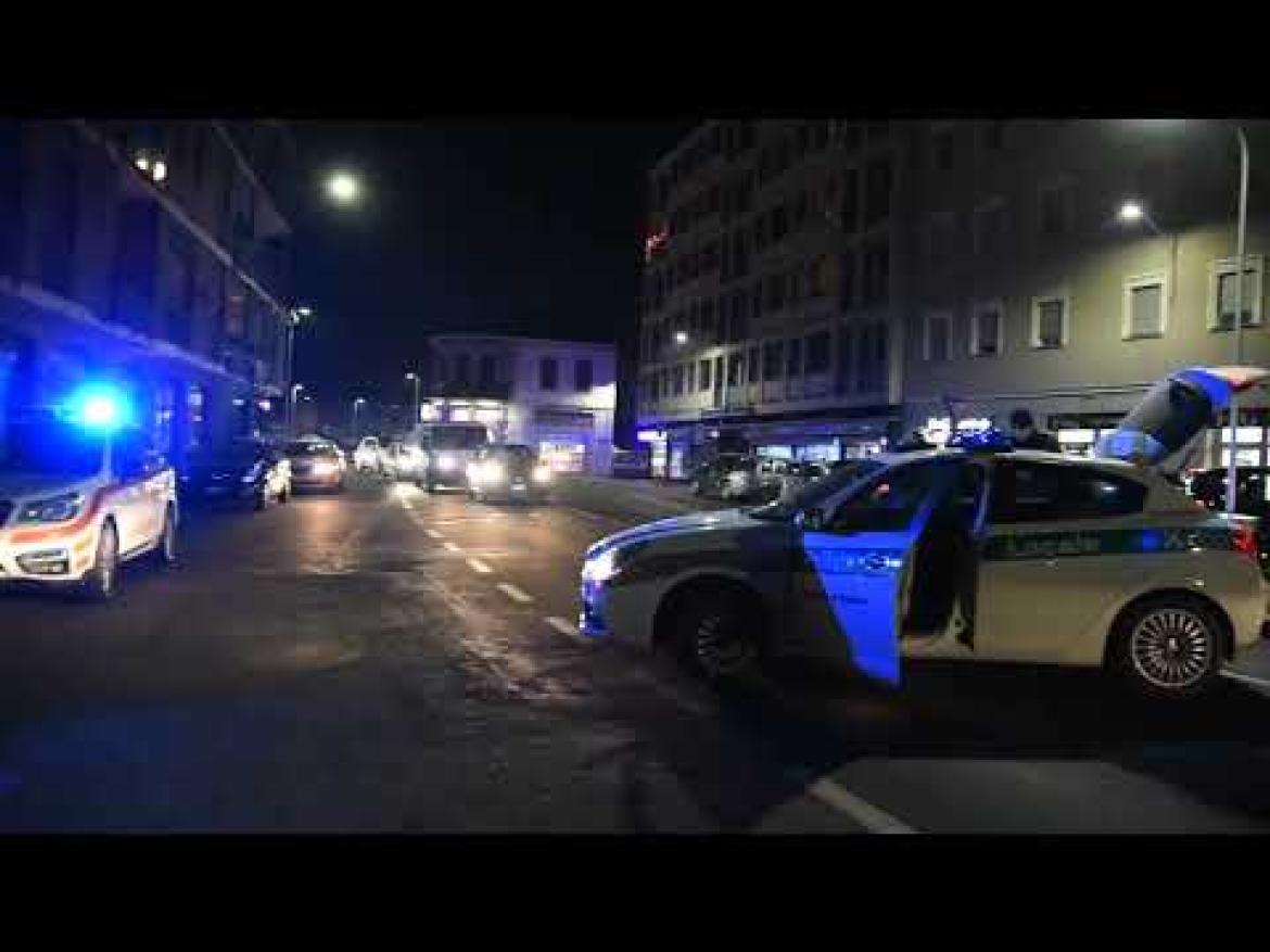 Vigevano: attraversa via Mazzini e viene investito da un'utilitaria