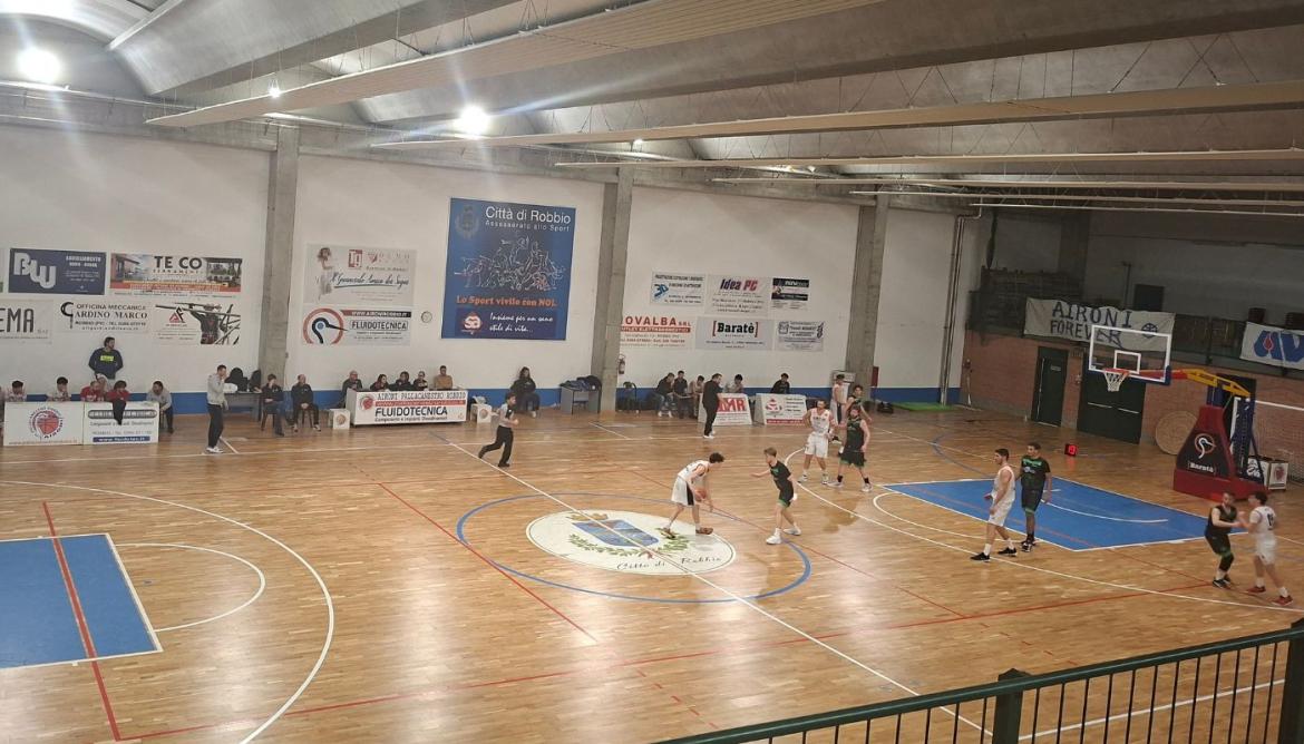 Basket, Serie C: Robbio rischia l'harakiri con Settimo ma alla fine vince (90-82)