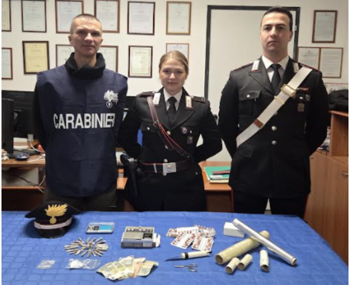 Vigevano: hashish, cocaina e la "droga da strada": in manette un diciannovenne