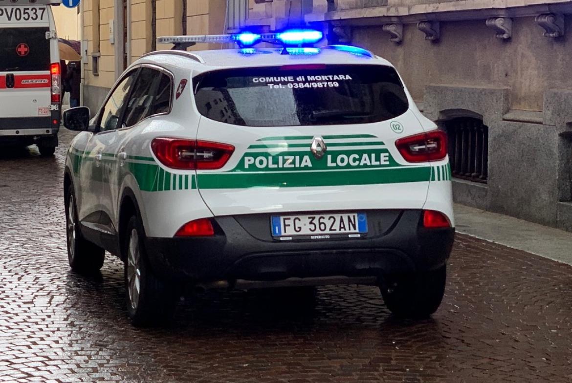 La polizia locale di Mortara scopre certificati falsi di conformit&agrave; degli alloggi