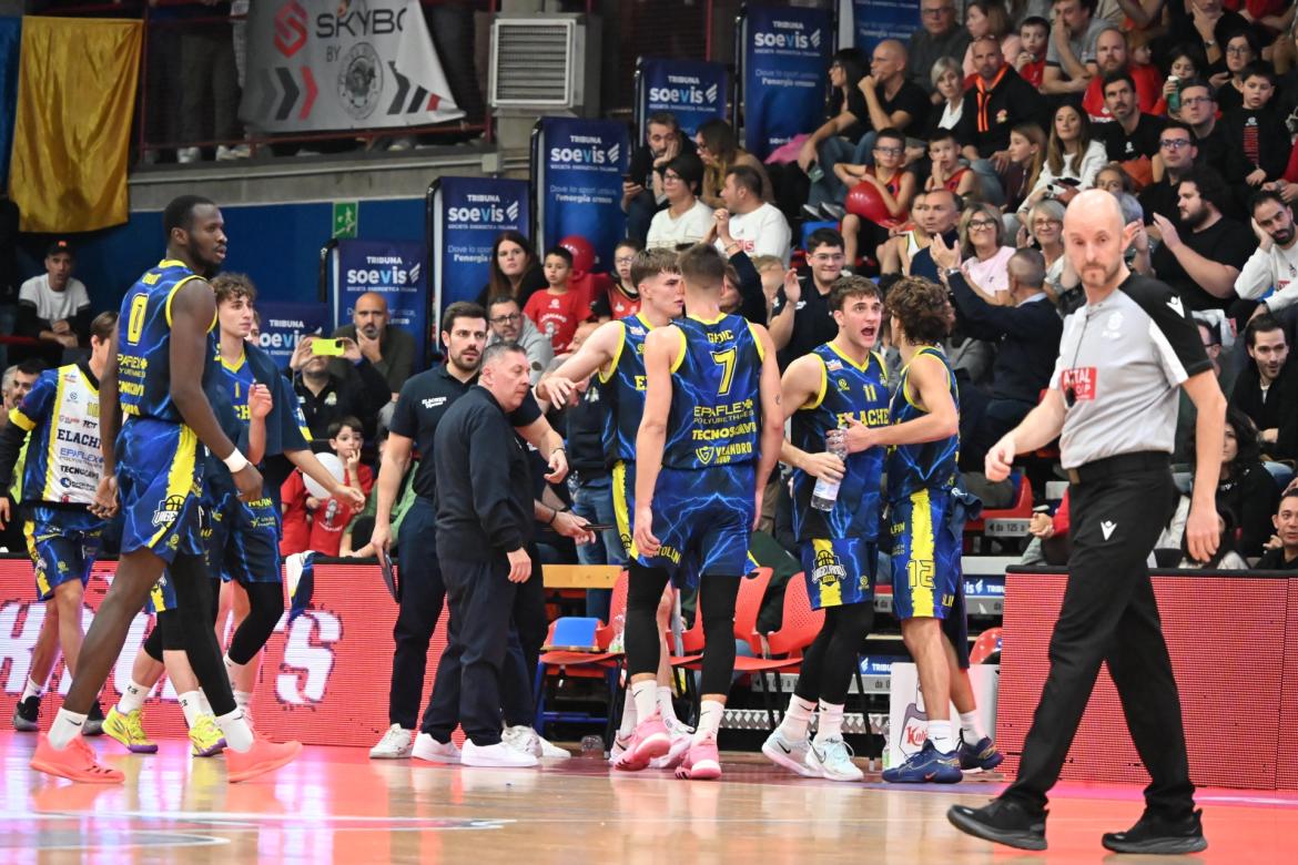 Basket, Coppa Italia di serie B1: la semifinale Elachem Vigevano-Pielle Livorno si giocher&agrave; sabato 14 marzo alle 17.15