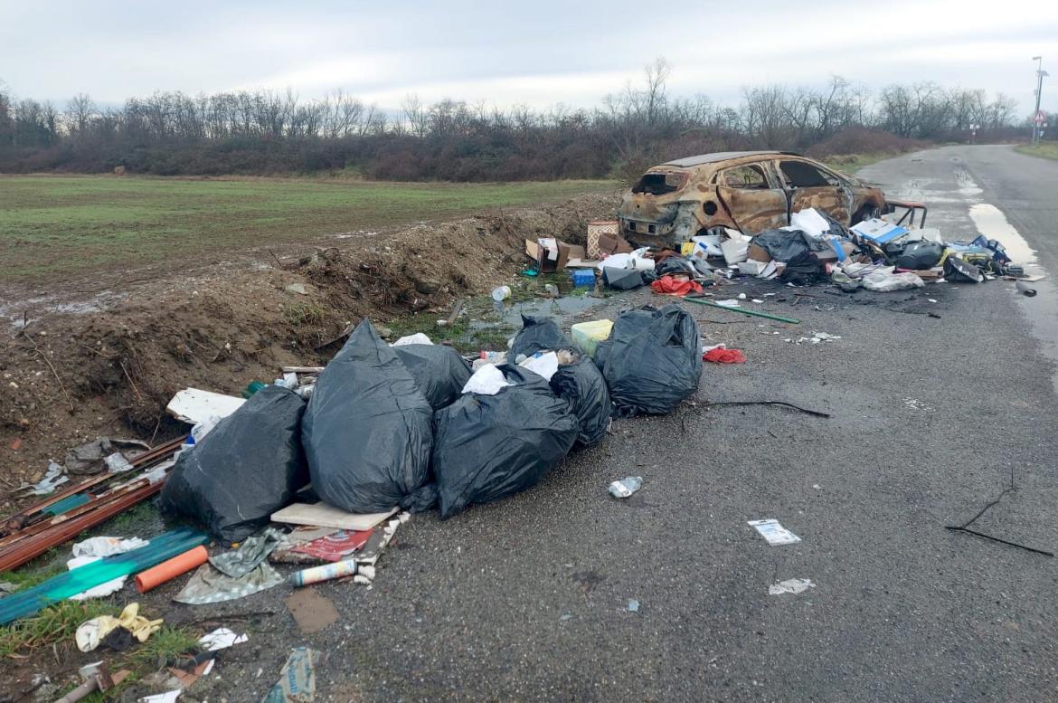 Discariche abusive, a Gambol&ograve; scatta la stretta: gi&agrave; nove persone sanzionate