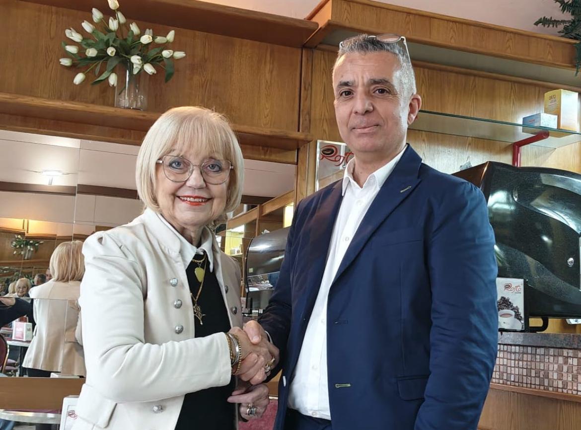 Mortara, l'ex assessore Pierangela Salsa abbraccia il partito di Vannacci