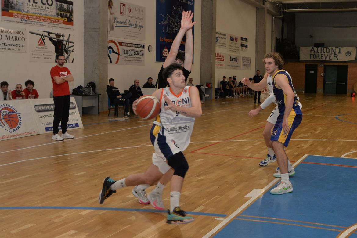 Basket, Serie C: Robbio, che fatica con Rondinella! Vittoria sul filo di lana (67-65)