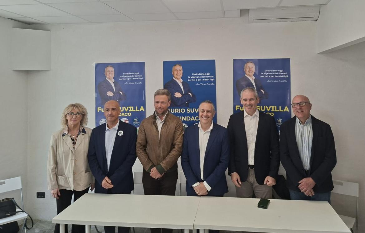 Centrodestra alternativo, Suvilla incassa anche l'appoggio di Patto per il Nord