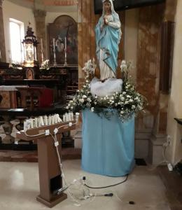 Vandali alla chiesa di Santa Croce
