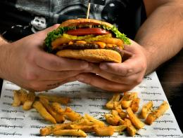 A Gambolò tre giorni di street food e musica in piazza Castello