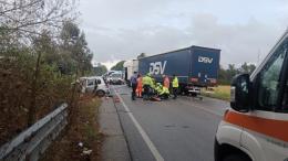 Grave incidente sulla statale 494 in viale Agricoltura a Vigevano. Interviene l'elisoccorso (IL VIDEO)