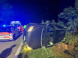 Ferrera, escono di strada e vengono soccorsi in codice giallo