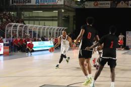 Basket, la EA7 Milano si aggiudica la 3° edizione del "Memorial Bottacin" superando l'Hapoel Jerusalem (83-81)