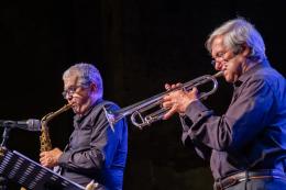 “Jazz at the Philarmonic”: al Cagnoni il grande jazz con la big band di Gabriele Comeglio