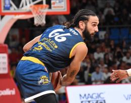 Basket, serie A2, la Elachem Vigevano verso Cividale. Peroni: «Sono queste le sfide che ci piacciono di più...»