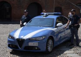 La squadra Mobile di Pavia ferma e arresta due borseggiatrici