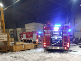 Mortara, incendio allo stabilimento Gruppo Saviola: sul posto 7 squadre dei vigili del fuoco