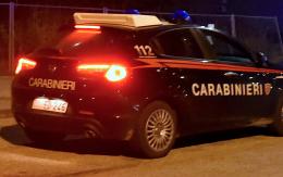 Robbio, tenta di rubare un’auto parcheggiata in strada: i carabinieri lo arrestano