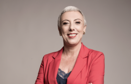 “Age Pride”, un manifesto ironico e provocatorio sull’età