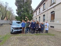 Vigevano, Amar inaugura due nuove auto per il trasporto di pazienti malati e dializzati