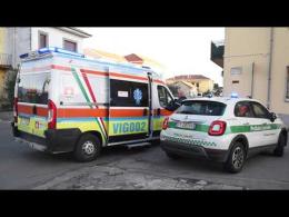Vigevano: finisce  con l’auto contro il muro