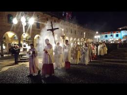 Il vescovo Maurizio Gervasoni apre il Giubileo a Vigevano