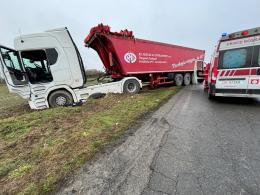 Incidente a Pieve del Cairo: camionista colpito da malore 