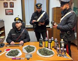 Accoltellato dalla compagna, viene poi arrestato perché aveva oltre un chilo di marijuana in casa