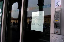 Rapinarono in quattro la Banca Intesa di Dorno. Condannati a sette anni a testa