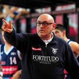 Basket, serie A2: «Mi fermo per curarmi». Coach Boniciolli saluta Torino