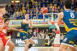 Basket, serie A2, slittano di quasi un mese le sfide con Nardò e Orzinuovi