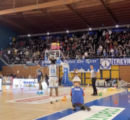 Basket, serie A2: domenica al palaElachem c'è il Teddy Bear toss 