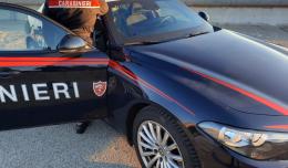 Ruba un’auto da un cantiere a Bereguardo, il proprietario lo insegue