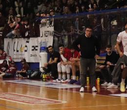Basket, serie A2: rivoluzione in arrivo alla Libertas Livorno. Coach Andreazza ai titoli di coda; in poleposition c'è Gennaro Di Carlo