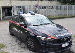 Vigevano, rapinarono un sedicenne con un dissuasore elettrico: nei guai due minorenni