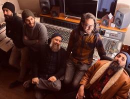A Laroom arriva il quintetto psichedelico Sabbia