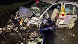 Abbiategrasso, schianto dopo un sorpasso: quattro feriti. Grave una coppia di Mortara