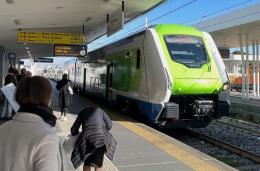 Dettaglio di ritardi e soppressioni, nessuna linea ferroviaria lombarda in bonus 