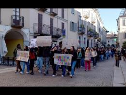 Il corteo degli studenti: dopo l'incontro col Comune e la polizia locale, ecco il resoconto