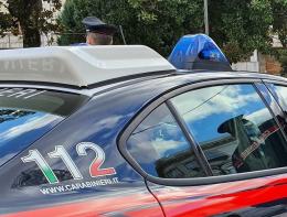 In fuga con la cocaina in centro ad Abbiategrasso: i carabinieri arrestano un 22enne 