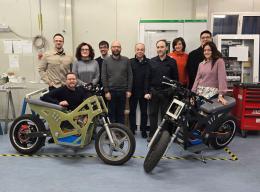 La motocicletta elettrica intelligente per la mobilità del futuro