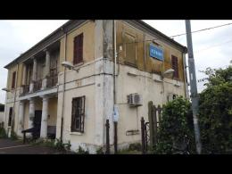 Vandalizzata e incendiata nella notte la stazione di Olevano