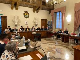 Mortara, Consiglio comunale rinviato. Emanuela Navoni è incompatibile