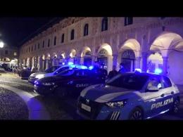 Controlli coordinati a Vigevano tra polizia, carabinieri e unità cinofila dei vigili  (IL VIDEO)