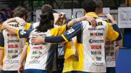 Basket, serie A2, ancora nessuna ufficialità sulla sede di gara-5. Intanto arriva la proposta: un maxi-schermo per chi non seguirà la squadra in trasferta