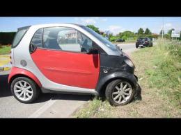 Esce di strada a Vigevano in viale Agricoltura. Soccorsa una donna