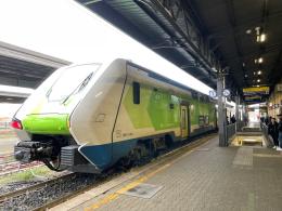 Treno vandalizzato nella stazione di Mortara. Impossibile partire. Telecamere assenti