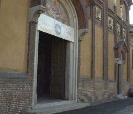 Ladri in chiesa a Gambolò per rubare un candelabro con pochi spiccioli